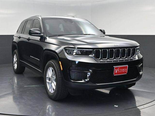 2026 Jeep Grand Cherokee GRAND CHEROKEE LAREDO X 4X4