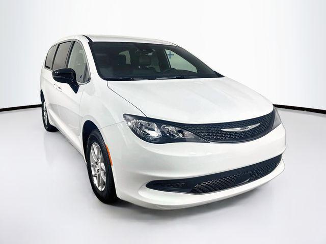 2027 Chrysler Pacifica LX for sale in Winter Haven, FL