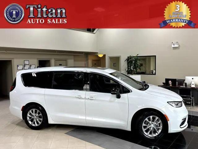 2026 Chrysler Pacifica Limited for sale in Worth, IL