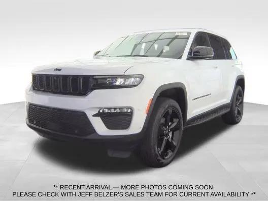 2025 Jeep Grand Cherokee Limited 4x2 for sale in Roseville, MN