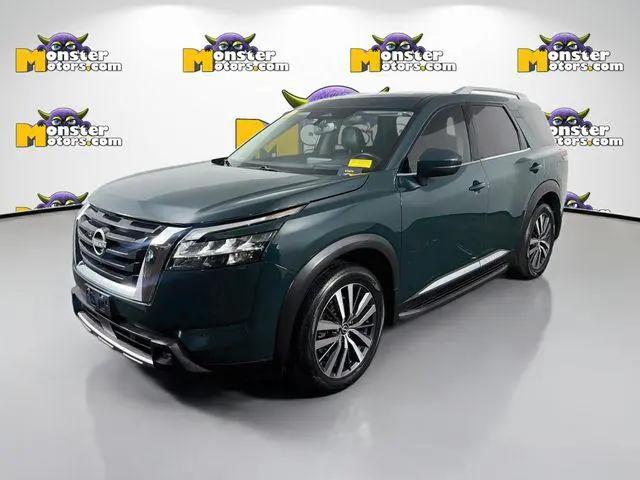 2022 Nissan Pathfinder Platinum 4WD for sale in Michigan Center, MI