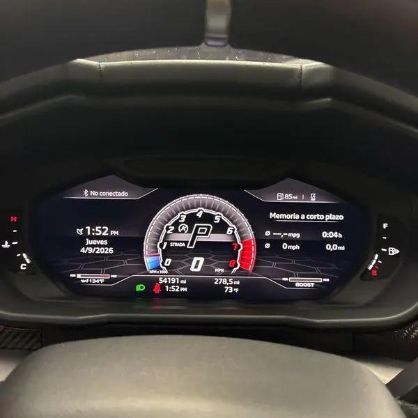 2021 Lamborghini Urus Pearl Capsule