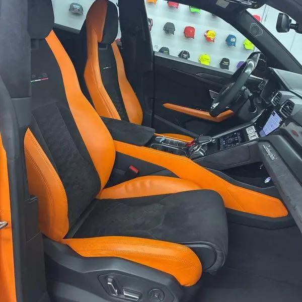 2021 Lamborghini Urus Pearl Capsule