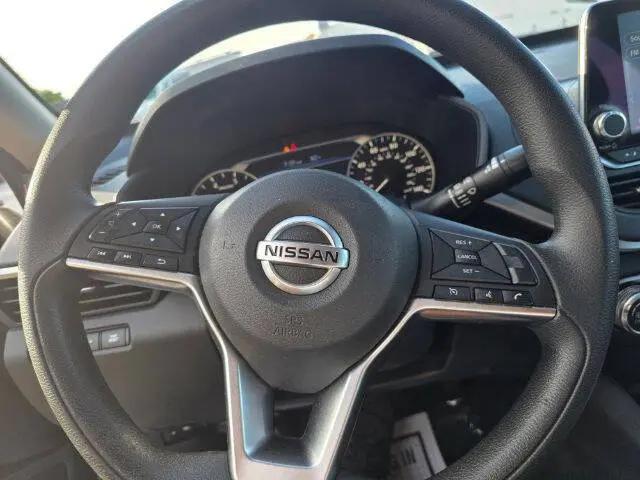 2021 Nissan Altima SV FWD