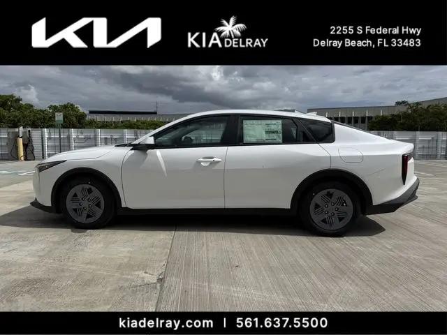 2026 Kia K4 LX