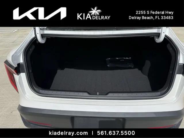 2026 Kia K4 LX