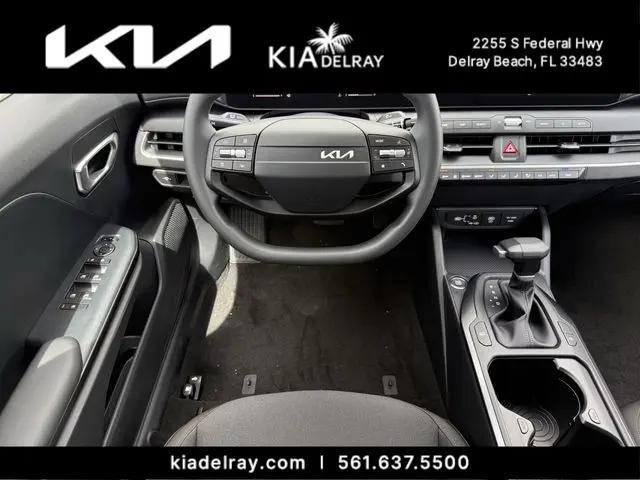 2026 Kia K4 LX