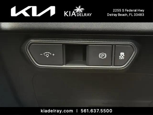 2026 Kia K4 LX