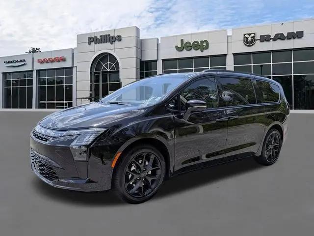 2027 Chrysler Pacifica Limited
