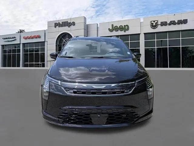 2027 Chrysler Pacifica Limited