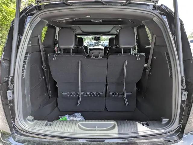 2027 Chrysler Pacifica Limited