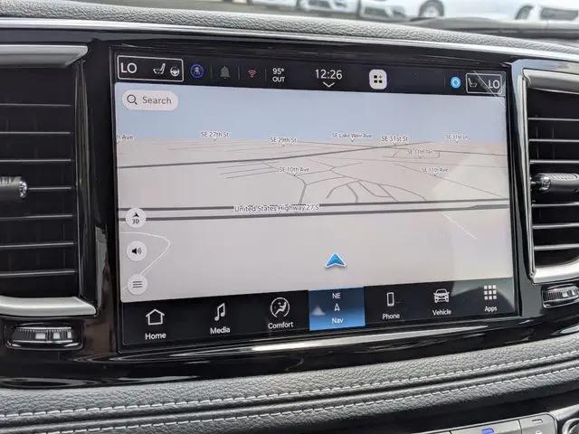 2027 Chrysler Pacifica Limited