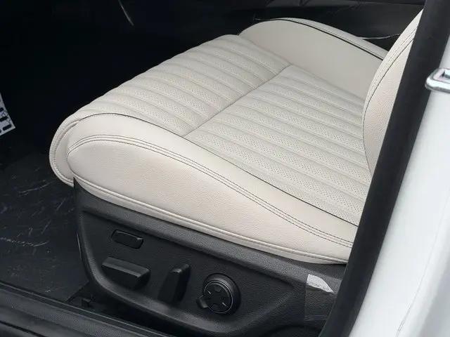 2026 Genesis G70 3.3T AWD Sport Prestige