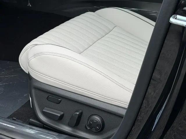 2026 Genesis G70 3.3T AWD Sport Prestige