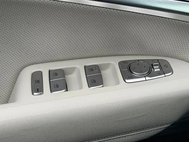2026 Genesis G70 3.3T AWD Sport Prestige