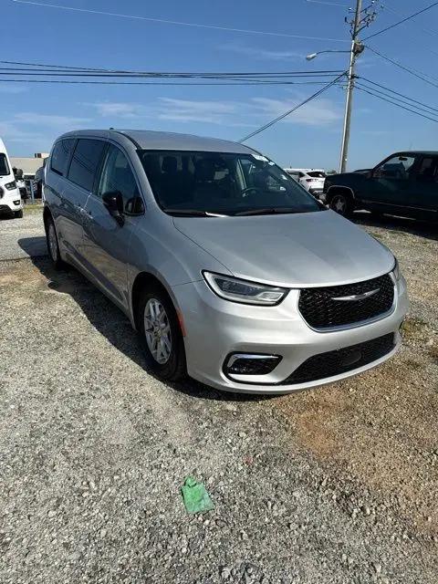 2024 Chrysler Pacifica Touring L for sale in Union City, GA