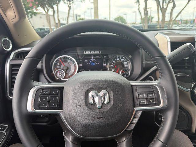 2022 RAM 3500 Laramie 2022 RAM 3500 Laramie