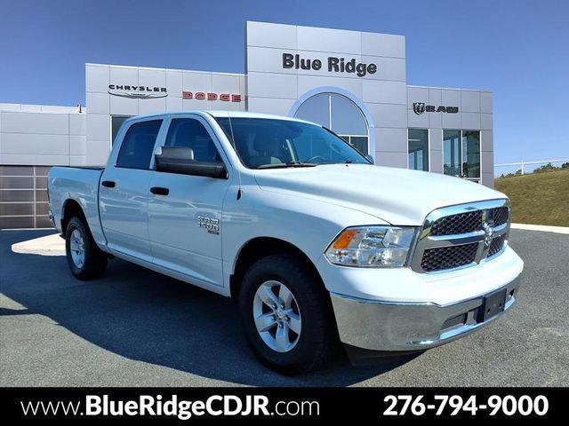 2023 RAM 1500 Classic SLT Crew Cab 4x4 57 Box 2023 RAM 1500 Classic SLT Crew Cab 4x4 57 Box