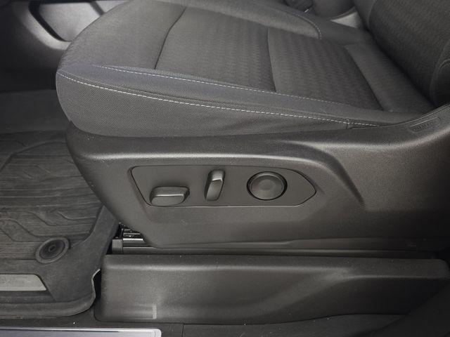 2023 GMC Sierra 1500 4WD Crew Cab Short Box Elevation with 3SB