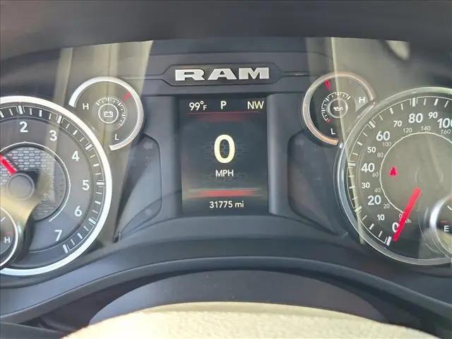 2023 Ram 1500 Big Horn Crew Cab 4x4 5'7" Box