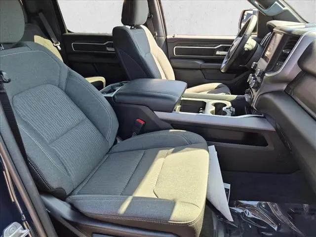 2023 Ram 1500 Big Horn Crew Cab 4x4 5'7" Box