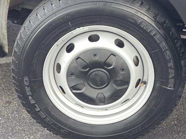 2019 Ford Transit 148 WB Medium Roof Cargo