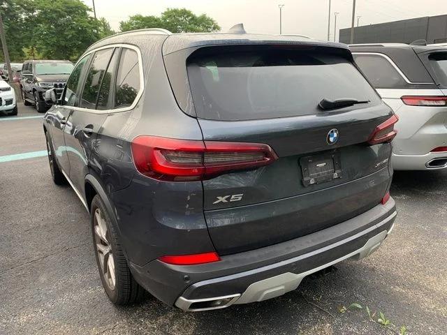 2022 BMW X5 xDrive40i 2022 BMW X5 xDrive40i