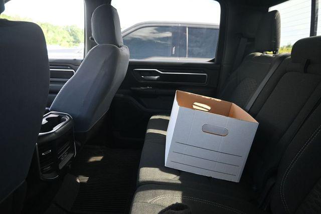 2025 Ram 1500 Big Horn Crew Cab 4x4 5'7" Box