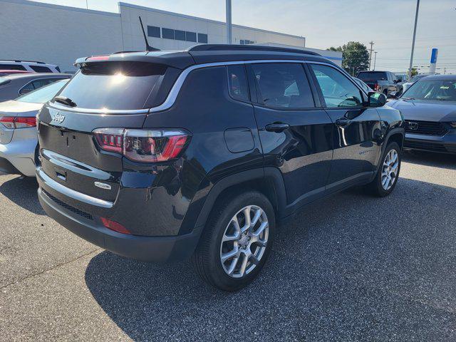 2024 Jeep Compass Latitude Lux FWD
