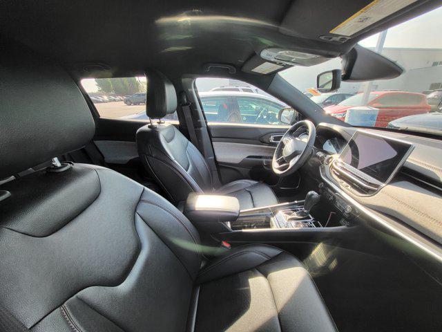 2024 Jeep Compass Latitude Lux FWD