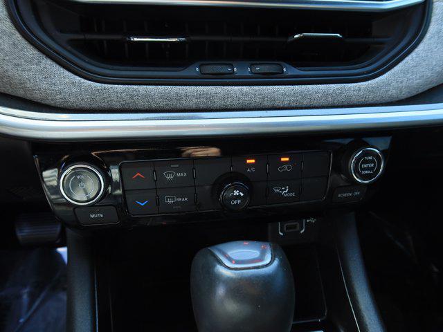 2024 Jeep Compass Latitude Lux FWD