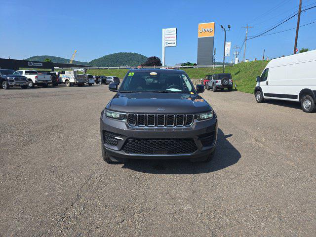 2023 Jeep Grand Cherokee Laredo X 4x4 2023 Jeep Grand Cherokee Laredo X 4x4