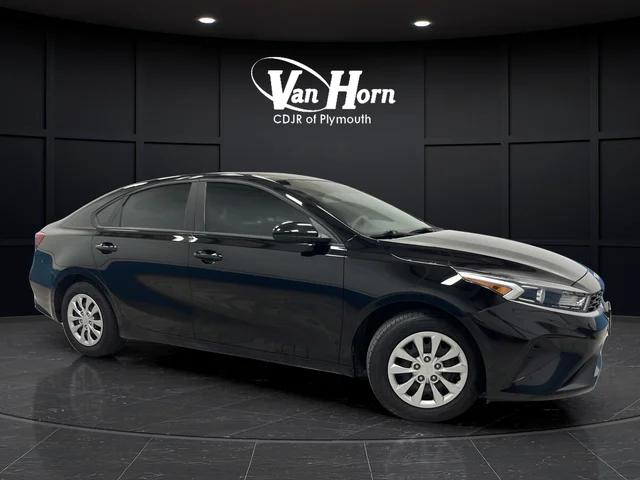 2022 Kia Forte FE for sale in Plymouth, WI
