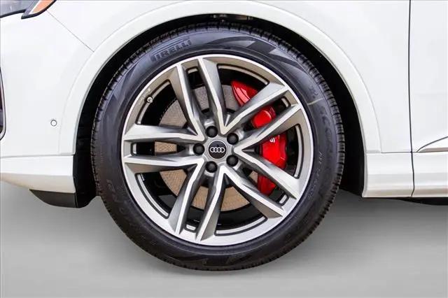 2026 Audi SQ7 Prestige TFSI quattro tiptronic