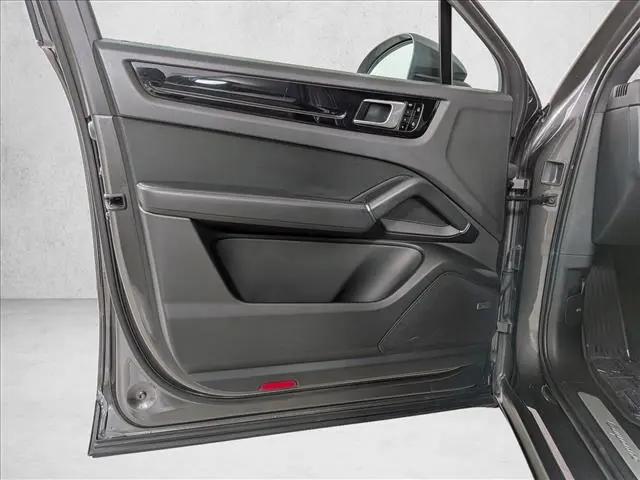 2021 Porsche Cayenne Cayenne