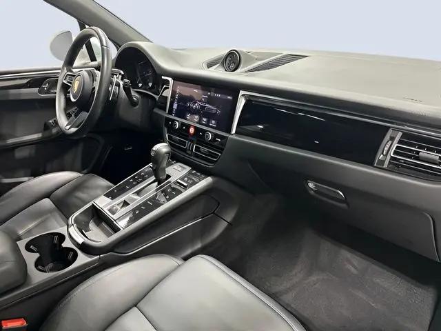 2024 Porsche Macan Macan