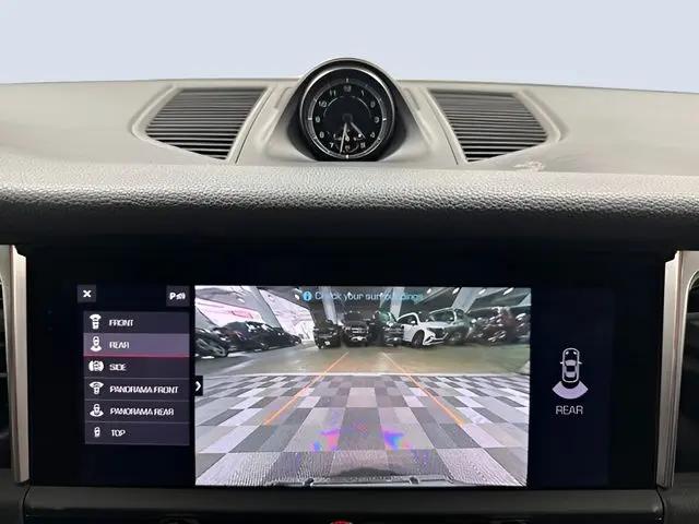 2024 Porsche Macan Macan