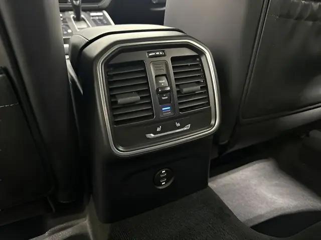 2024 Porsche Macan Macan