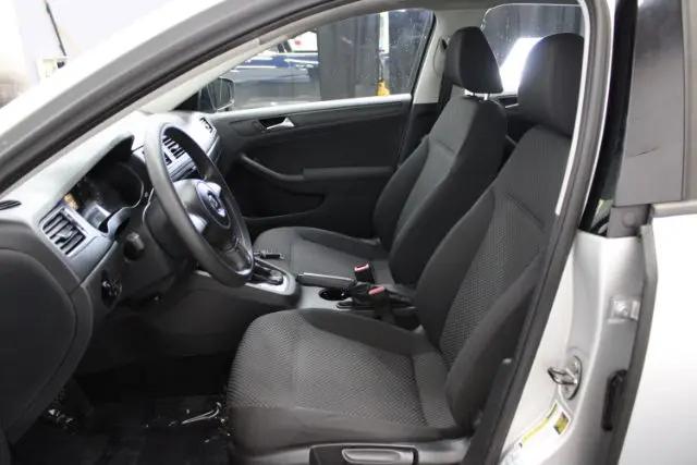2012 Volkswagen Jetta 2.0L S