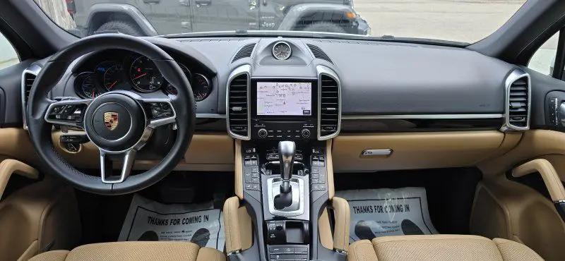 2018 Porsche Cayenne Cayenne