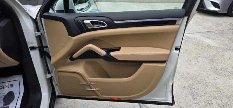 2018 Porsche Cayenne Cayenne