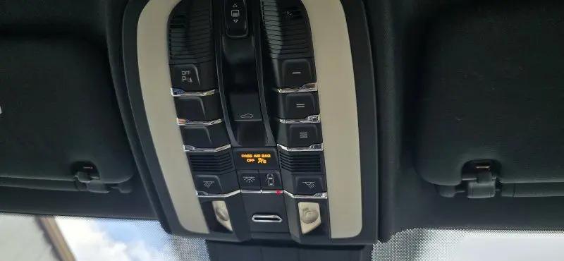 2018 Porsche Cayenne Cayenne
