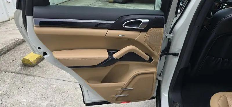 2018 Porsche Cayenne Cayenne