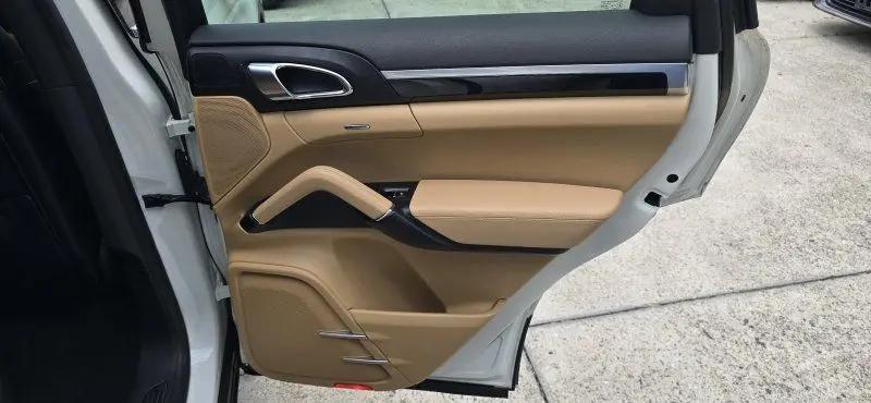 2018 Porsche Cayenne Cayenne