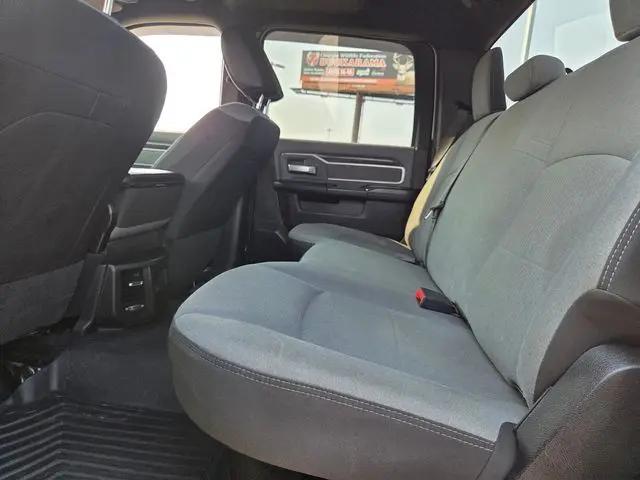 2022 Ram 2500 Big Horn Crew Cab 4x4 64 Box
