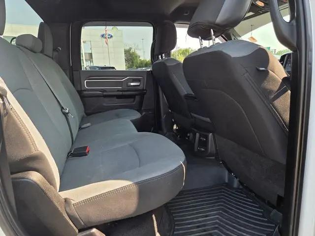 2022 Ram 2500 Big Horn Crew Cab 4x4 64 Box