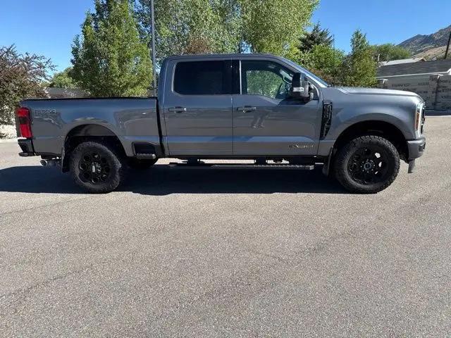 2025 Ford F-350 LARIAT