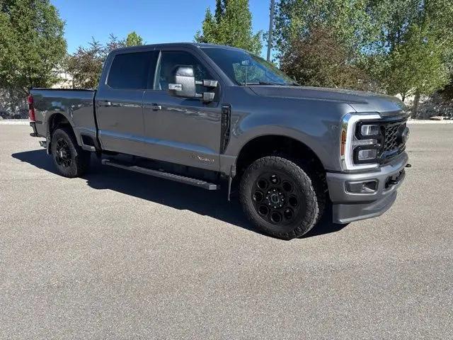2025 Ford F-350 LARIAT