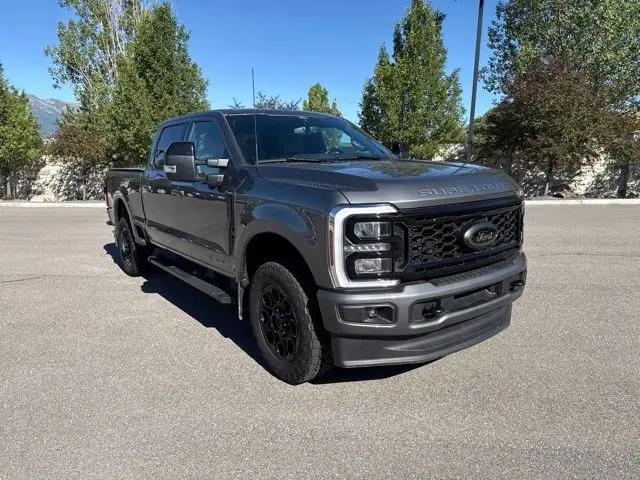 2025 Ford F-350 LARIAT