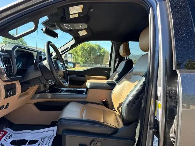 2025 Ford F-350 LARIAT